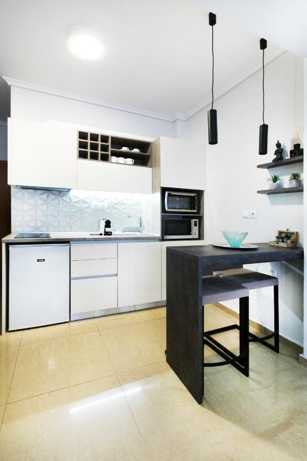Grey Rhino 1Min From The White Tower Apartment Thessaloniki Exterior photo